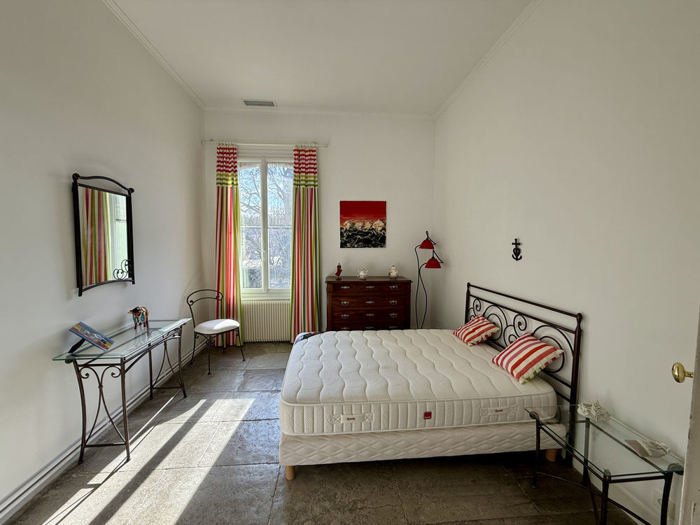 � vendre  Propri�t�/ch�teau Vauvert (30600)