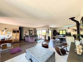  Maison � vendre 9 pi�ces 195 m�