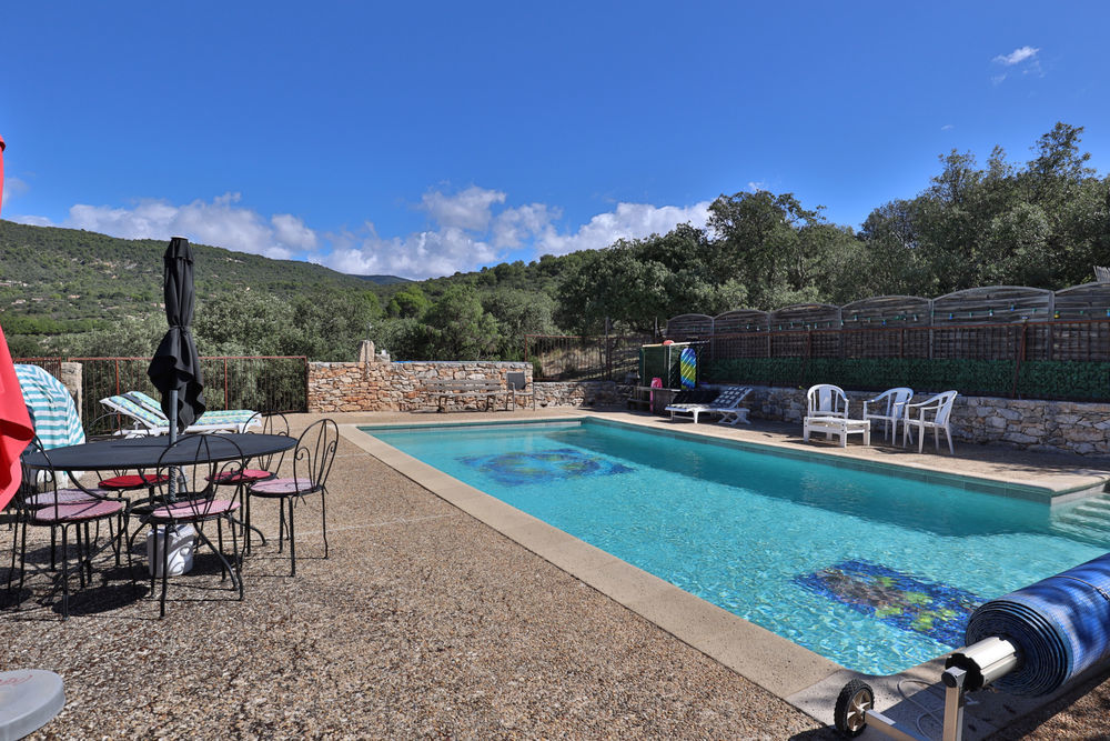 � vendre  Maison Saint-Saturnin-l�s-Apt (84490)