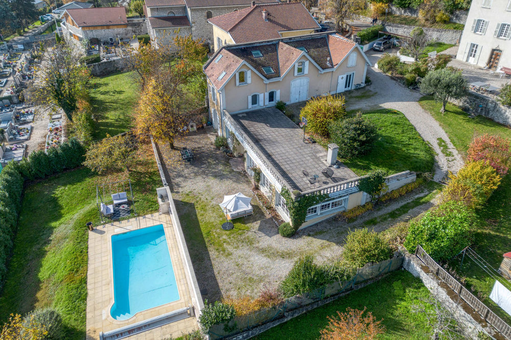 � vendre  Propri�t�/ch�teau Meylan (38240)