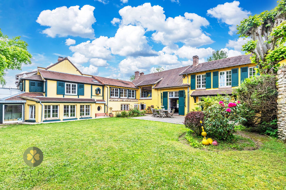 � vendre  Maison Montfort-l'Amaury (78490)