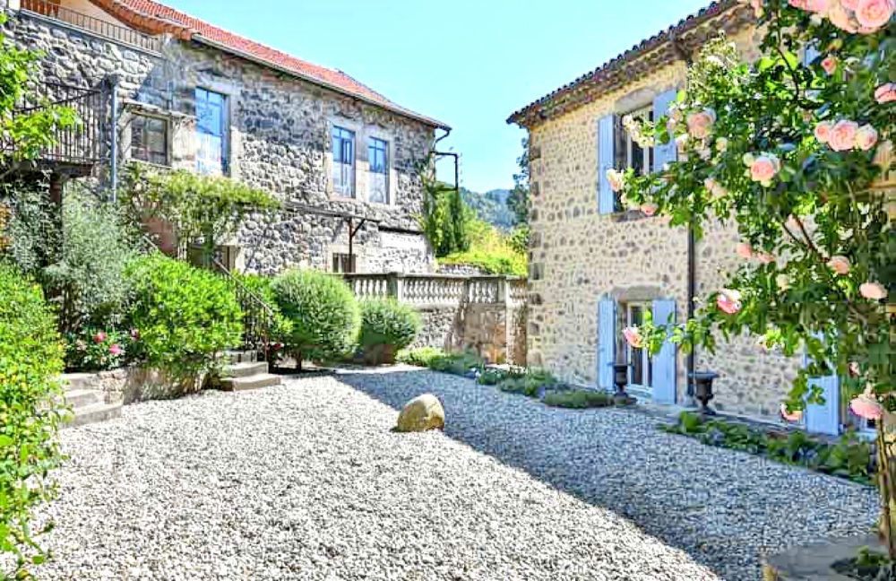 � vendre  Propri�t�/ch�teau Pont-de-Labeaume (07380)