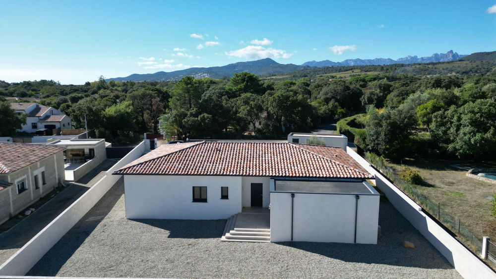 � vendre  Maison Solaro (20240)