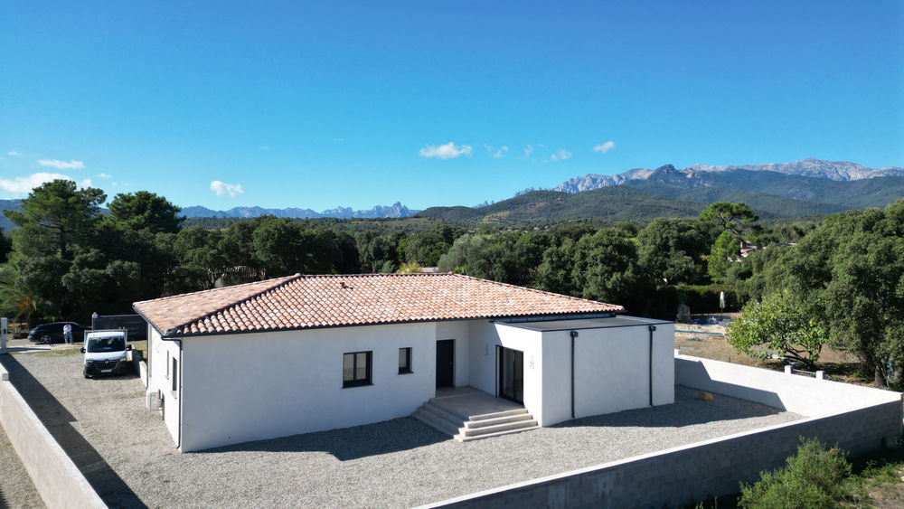 � vendre  Maison Solaro (20240)