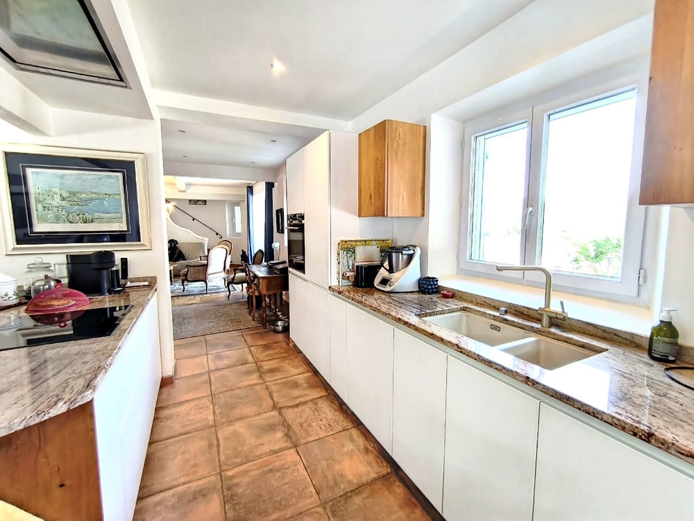 � vendre  Propri�t�/ch�teau Fr�jus (83600)