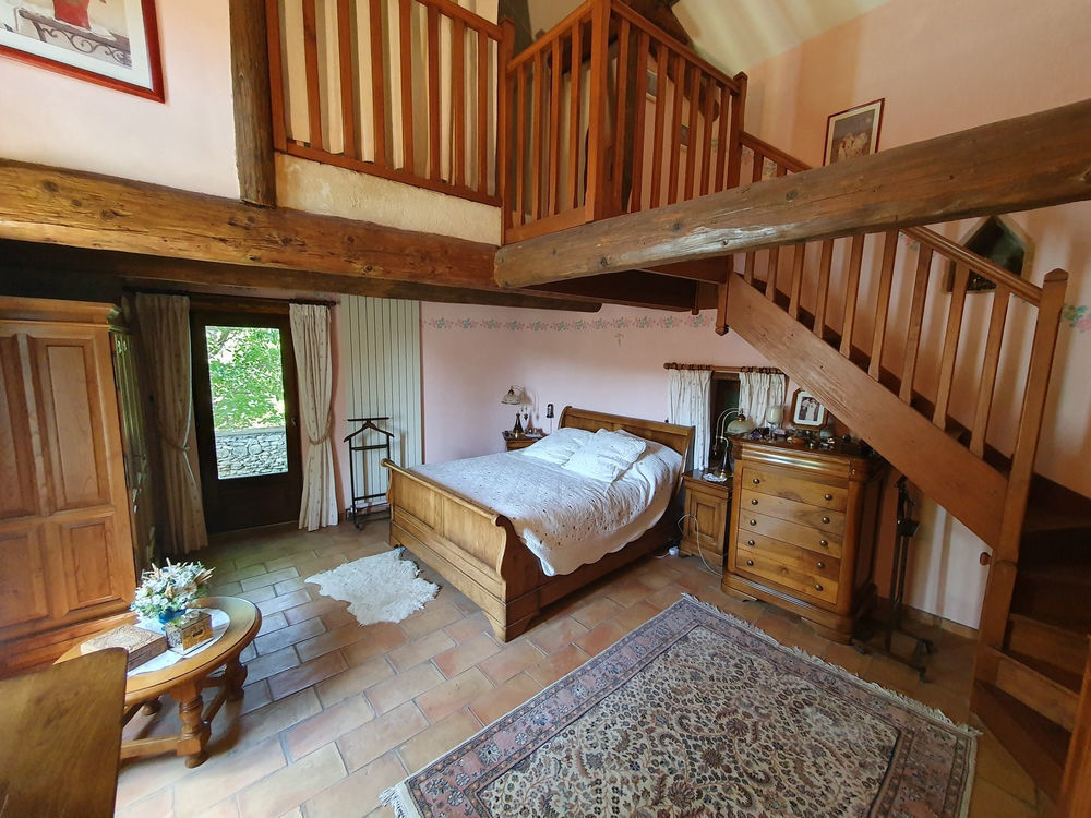 � vendre  Maison Saint-Quentin-la-Poterie (30700)