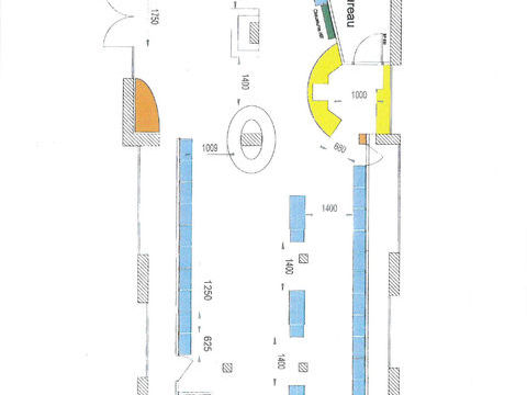Local commercial dans le centre ancien de La fert&eacute; bernard 2080 72400 La ferte bernard