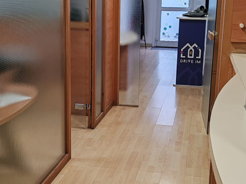 Local commercial en rdc + 2 places de parkings 1250 66100 Perpignan