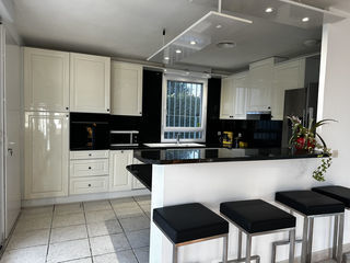  Maison � vendre 5 pi�ces 144 m�