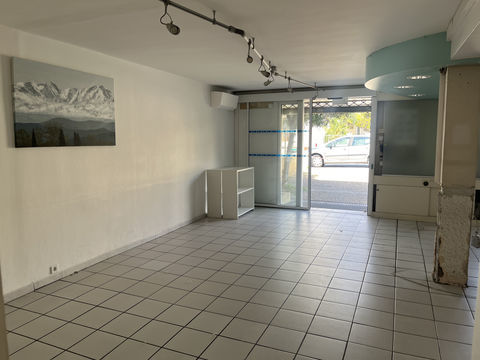 LOCAL PROFESSIONNEL ou COMMERCIAL 1200 66330 Cabestany