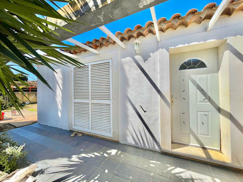   � VENDRE - TRESSERRE - VILLA T4 PLAIN-PIED Maison - 4 pi�ce(s) - 72 m�