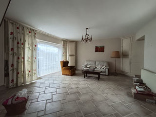  Maison � vendre 8 pi�ces 180 m�