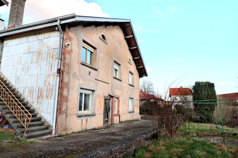   LEPANGES SUR VOLOGNE MAISON 220 m2 avec d�pendances Maison - 7 pi�ce(s) - 228 m�