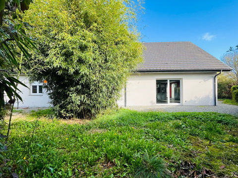   Belle maison moderne 240 m2 9 ares 36 Maison - 7 pi�ce(s) - 240 m�