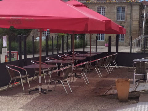 ensemble immobilier de restaurant et h&ocirc;tel 127000 70210 Vauvillers