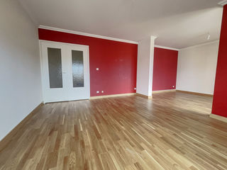  Appartement � vendre 5 pi�ces 82 m�