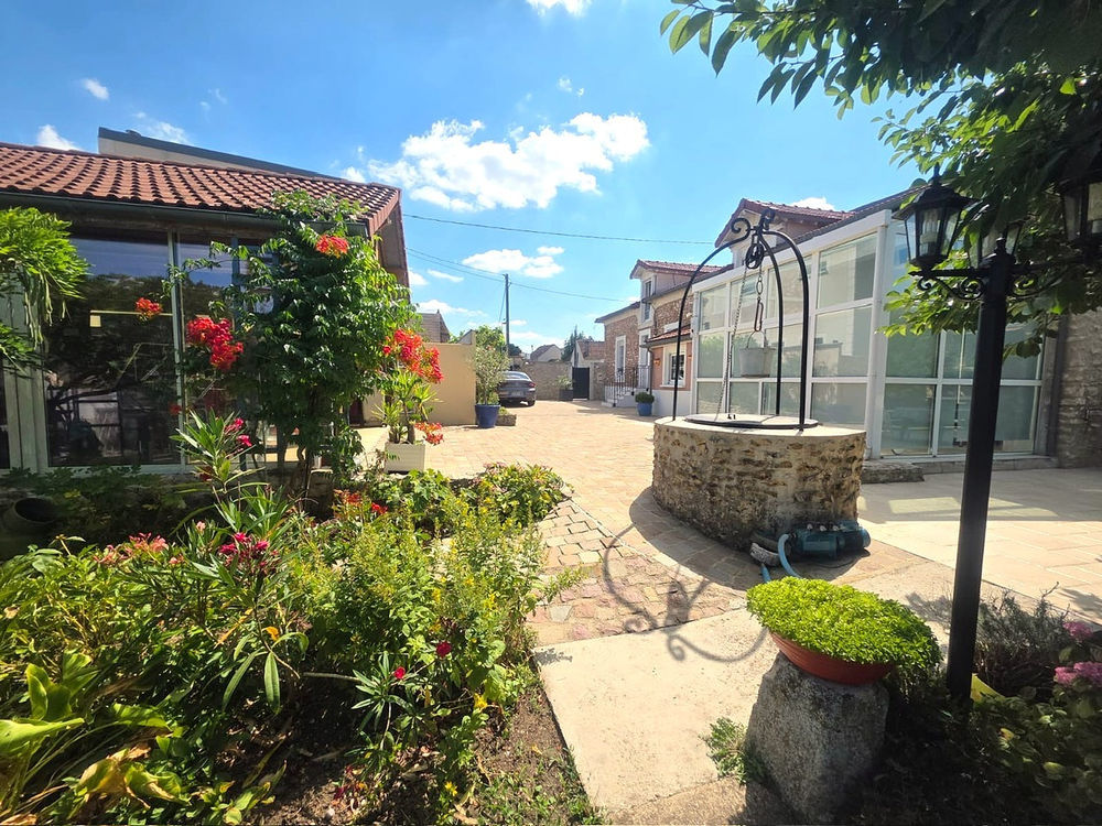 � vendre  Maison Brie-Comte-Robert (77170)