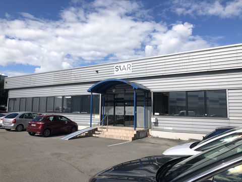 &Agrave; vendre Besan&ccedil;on Zone des Tilleroyes bureaux de 300 M2 440000 25000 Besancon