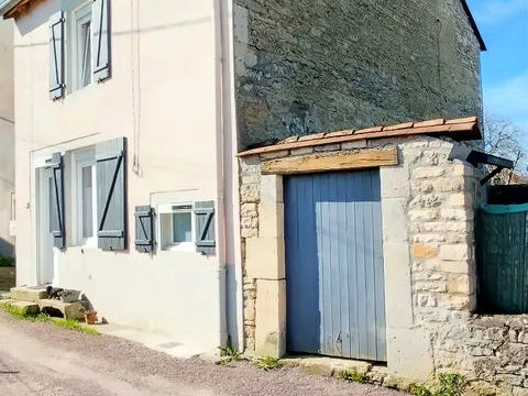   Jolie maison trois pi�ces, 75 m�tres carr�s Maison - 3 pi�ce(s) - 75 m�