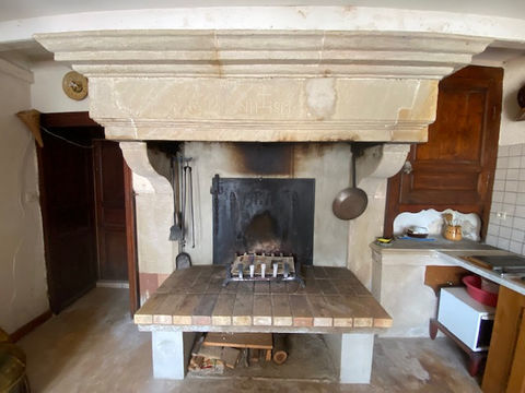   � vendre   Ancien corps de ferme avec deux maisons   Voisey (Haute-Marne, France) Maison - 4 pi�ce(s) - 113 m�