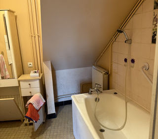  Immeuble � vendre 15 + pi�ces 200 m�