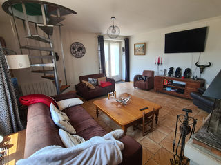  Maison � vendre 9 pi�ces 210 m�