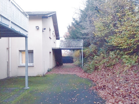   Appartement 85 m2 avec terrain privatif et garage Appartement - 4 pi�ce(s) - 85 m�