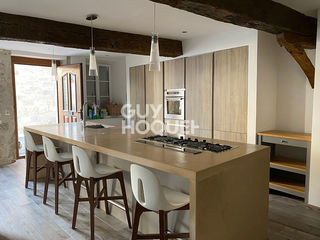  Maison � vendre 6 pi�ces 215 m�