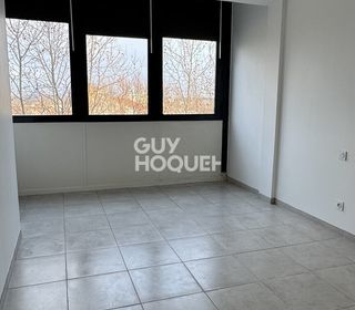  Appartement � louer 3 pi�ces 103 m�