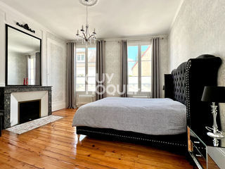  Maison � vendre 10 pi�ces 273 m�