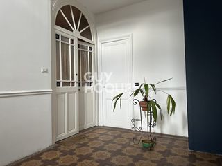  Appartement � vendre 7 pi�ces 132 m�