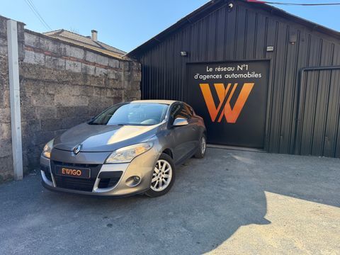 Renault M&eacute;gane COUPE 1.5 DCI 110 Ch / BLUETOOTH 2010 occasion Tr&eacute;lissac 24750