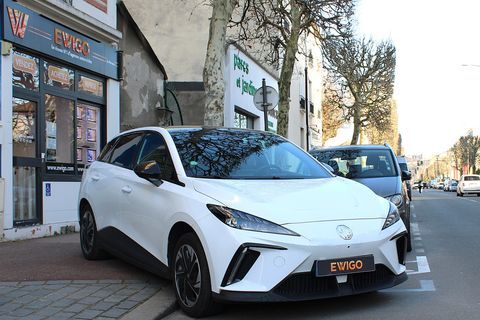 MG MG4 ELECTRIC 205 92PPM 64KWH LUXURY BVA (1ere main) 2023 occasion Le Perreux-sur-Marne 94170