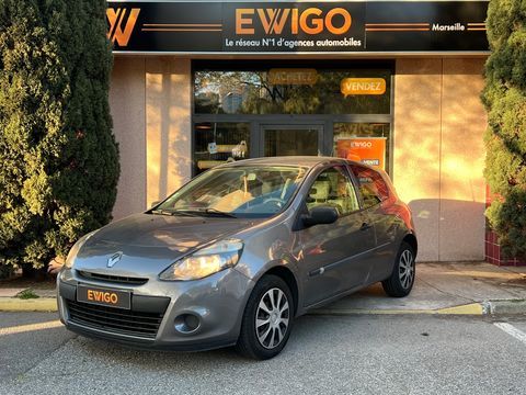 Renault Clio 1.2 75CH *ENTRETIEN A JOUR * COURROIE DISTRIBUTION CHANGEE* 2012 occasion Marseille 13009