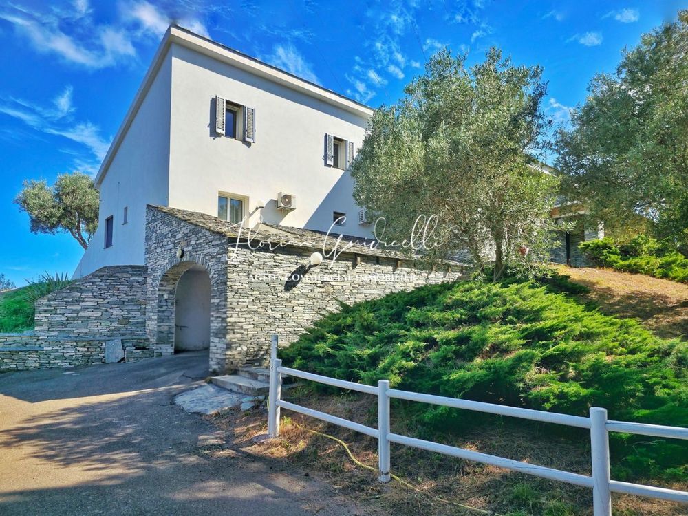 � vendre  Maison Bastia (20200)