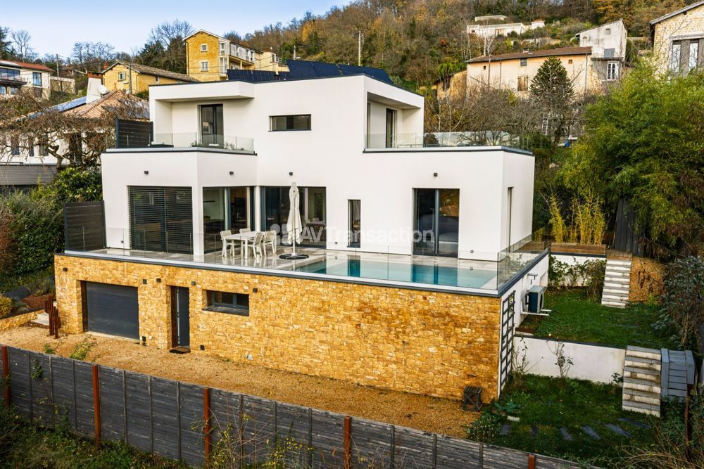 � vendre  Villa Saint-Cyr-au-Mont-d'Or (69450)