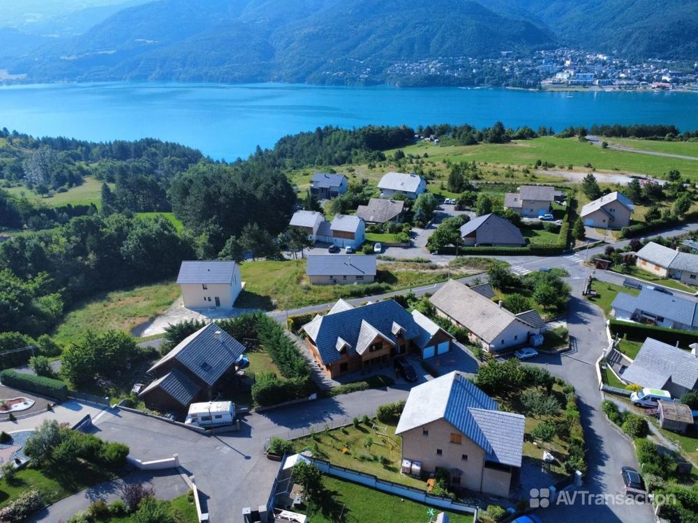 � vendre  Maison Savines-le-Lac (05160)