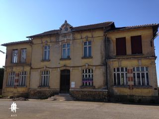  Immeuble � vendre 460 m�