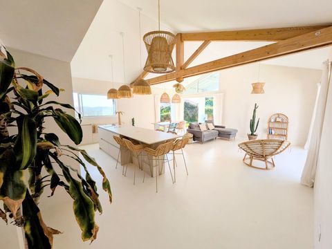   Maison de standing � Guiche Maison - 5 pi�ce(s) - 150 m�