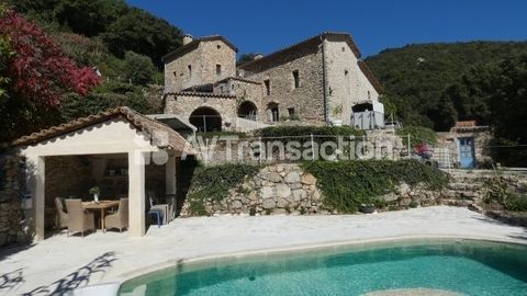   Propri�t� au coeur de la nature Maison - 10 pi�ce(s) - 237 m�