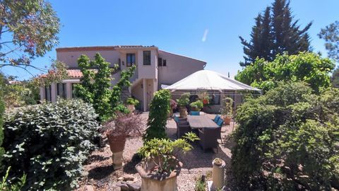   Spacieuse villa et appartement (240 m�) � Cesseras Maison - 9 pi�ce(s) - 229 m�