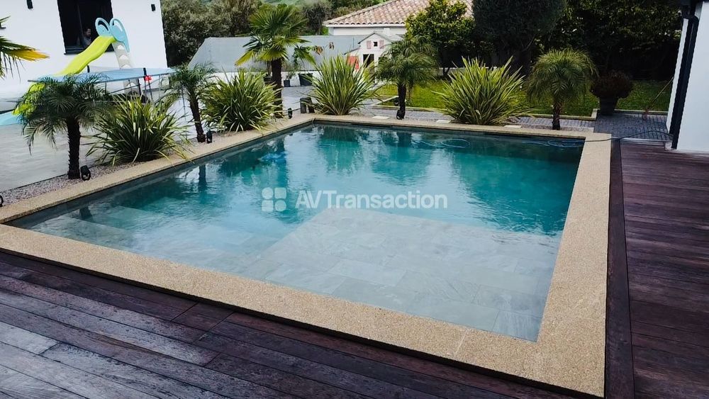� vendre  Villa Afa (20167)
