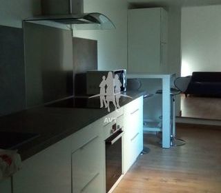  Immeuble � vendre 10 pi�ces 170 m�