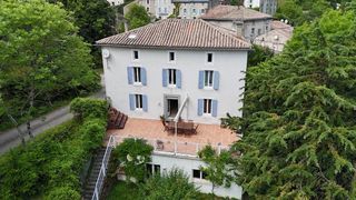  Villa � vendre 8 pi�ces 300 m�