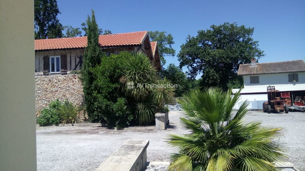 � vendre  Villa Meilhan (40400)