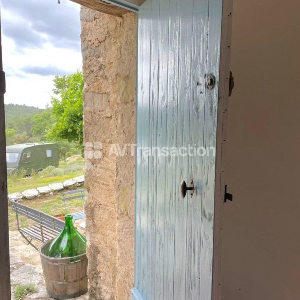 � vendre  Appartement Cotignac (83570)