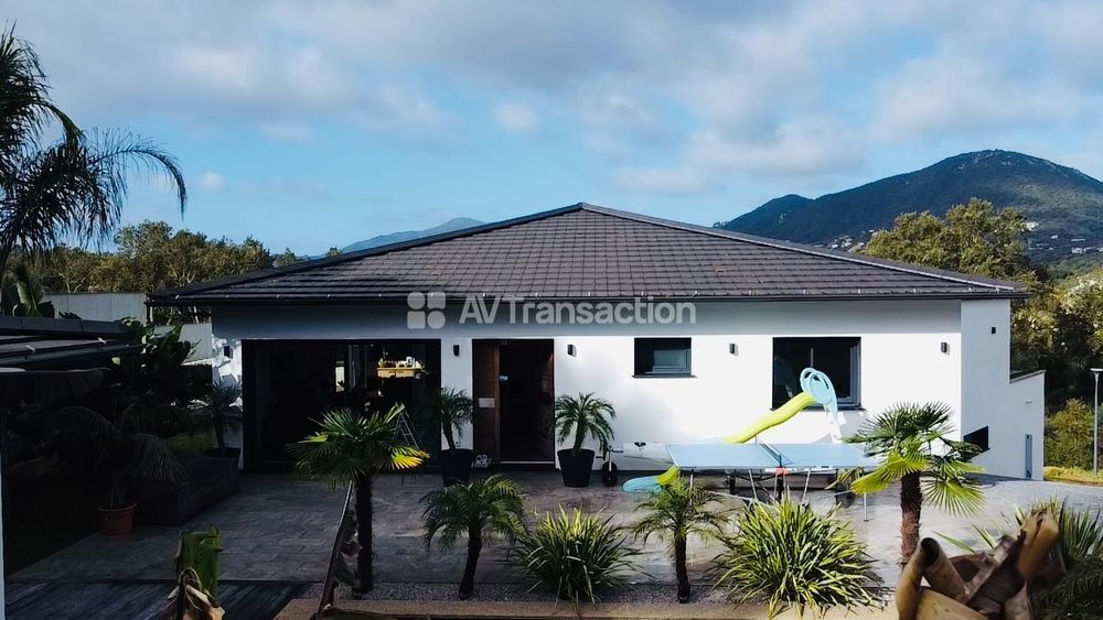 � vendre  Villa Afa (20167)