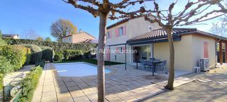  Villa � vendre 7 pi�ces 130 m�