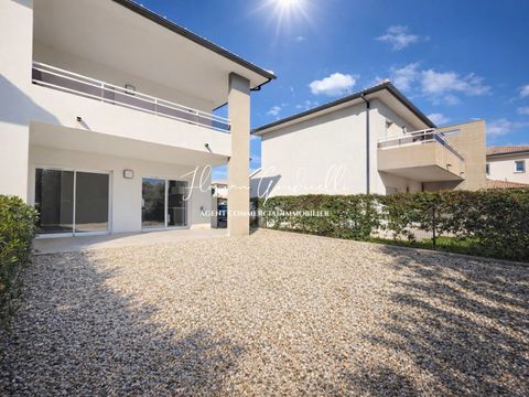   Appartement T3 avec jardin privatif � Proche mer Appartement - 3 pi�ce(s) - 70 m�