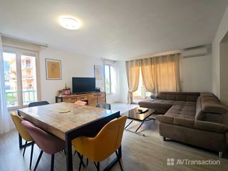  Appartement � vendre 4 pi�ces 100 m�